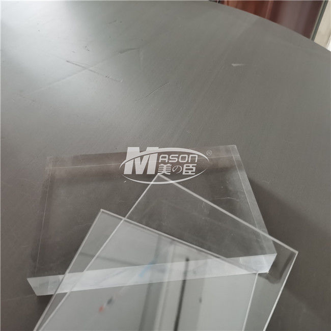 Panel Akrilik Tahan Gores 20mm Bening Untuk Luar Ruangan